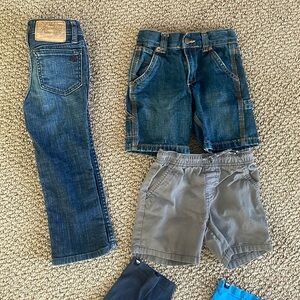 Boys 3T bundle lot of clothes